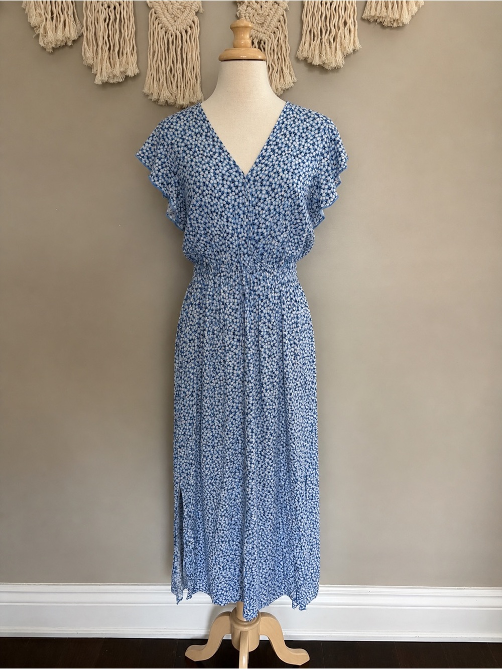 Haver & Blair Blue Floral Maxi Dress with V-Neck and Flutter Sleeves